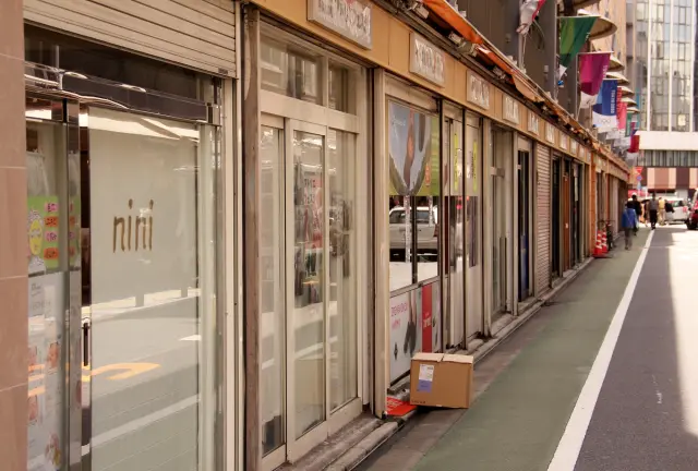 根植於該地區、深受當地人喜愛的商店街