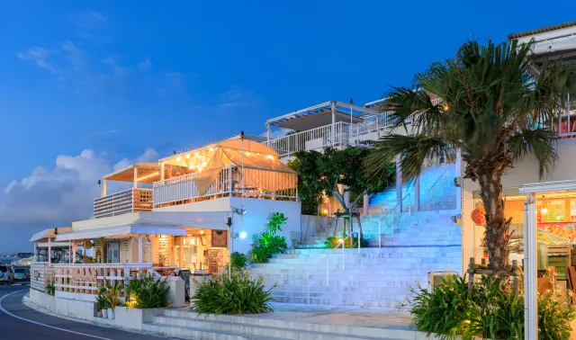 那覇空港から最も近い離島・瀬長島を遊び尽くせる観光ガイド