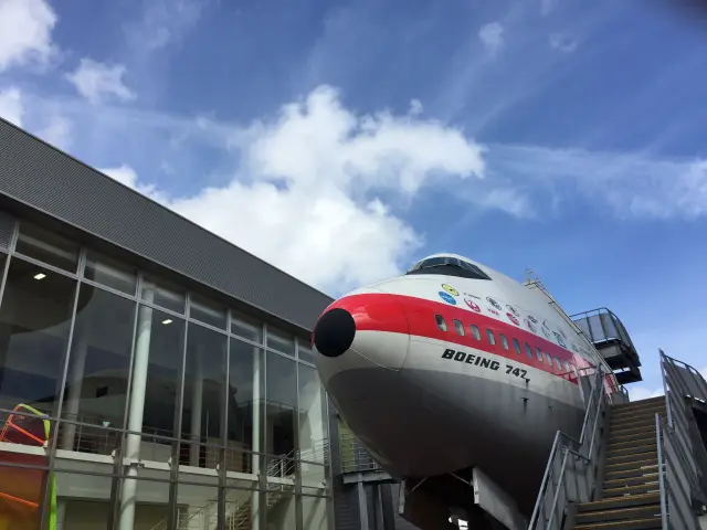戶外展示著波音747的機頭