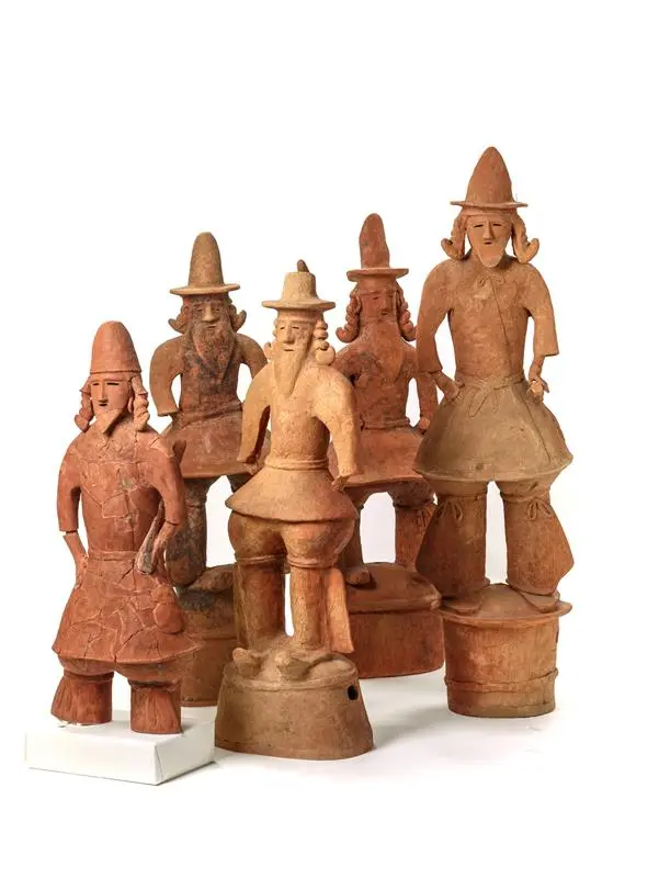 国の重要文化財に指定された殿塚古墳・姫塚古墳出土埴輪も展示