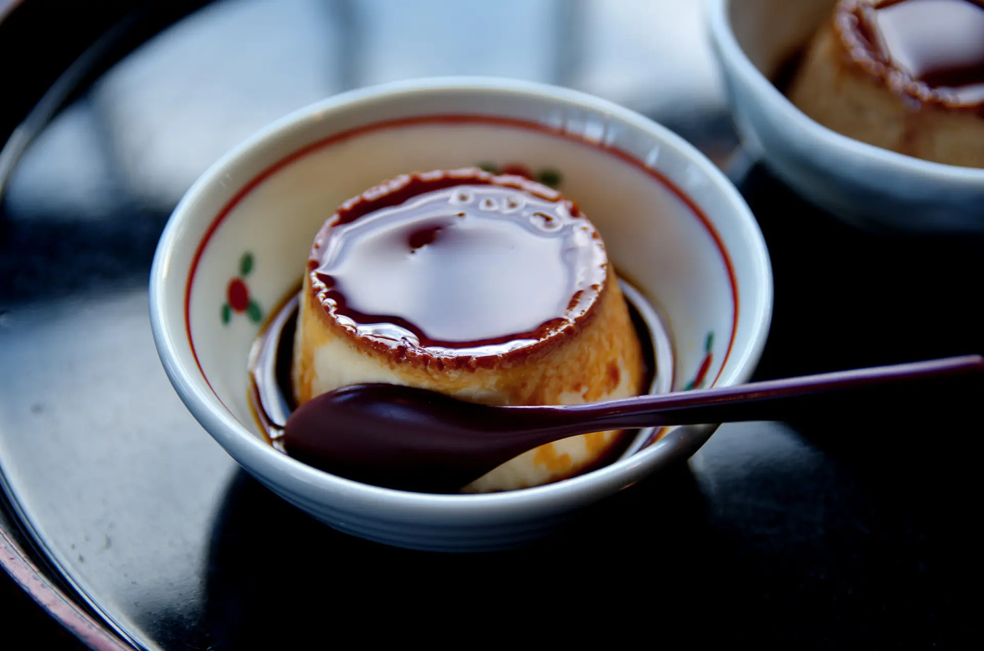 その場で食べられるだけでなくお土産にもできる地獄蒸しプリン