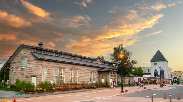 美瑛車站週邊和車站大樓都非常漂亮