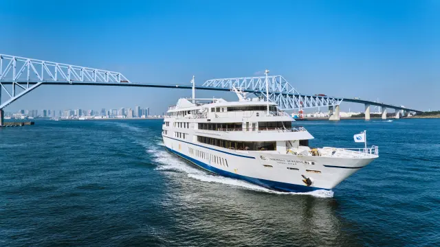 A Guide to Enjoying Symphony Cruise: Spend Special Moments with Loved Ones on a Tokyo Bay Cruise