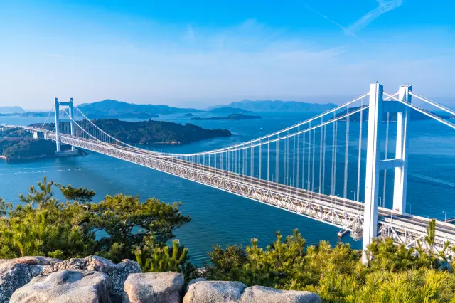 代表山陰山陽地區的絕景景點瀨戶大橋