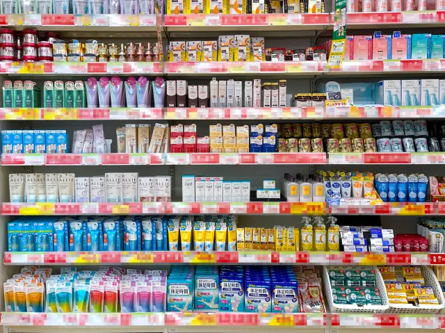 8 Must-Buy Medicines and Cosmetics for Winter Travel in Hokkaido