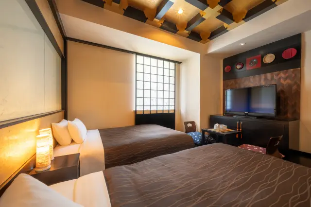 以完善設施和便捷交通，讓東北觀光或商務之旅更便利的飯店