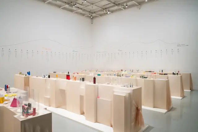 超過百年歷史，是日本現存最古老的畫廊之一