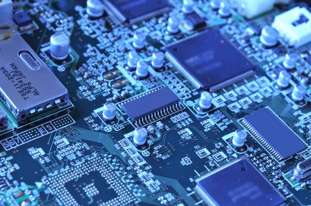 半導体不足によりSuicaカードは一時的に販売中止となっている