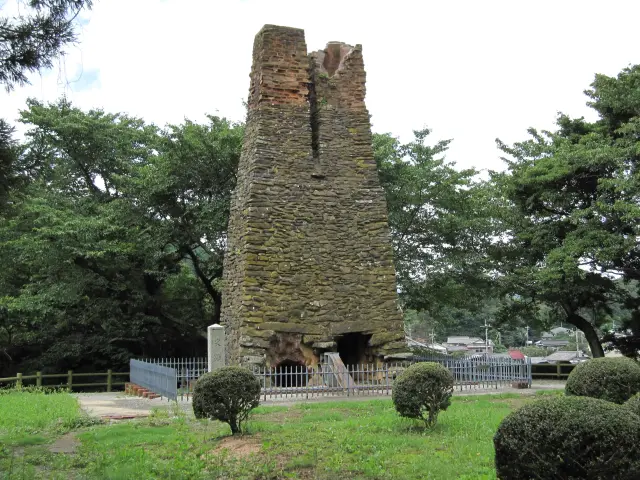 被認定為世界遺產的構成資產之一，是象徵日本產業技術發展的歷史建築物