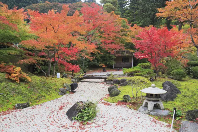 色彩絢爛的庭園堪稱是東北地區最美的庭園景觀之一