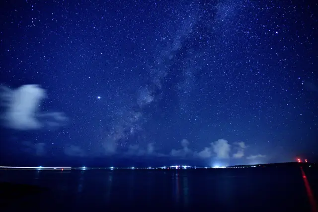 想要确保能观赏到宫古岛的美丽星空，秋天会是最佳的旅游季节