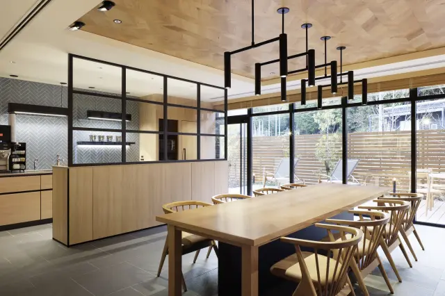 大廳設有微波爐和烤箱，可有效使用