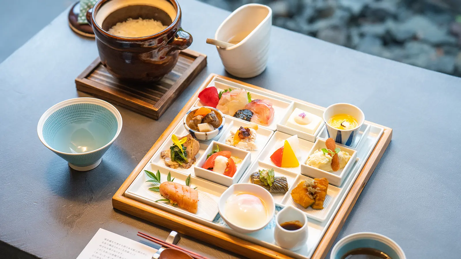 こだわりの明太子料理を和モダンな空間で味わおう