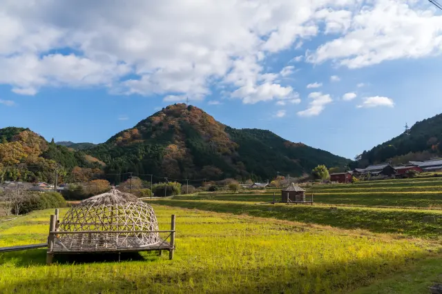 伊賀擁有豐富的資源豐富且氛圍恬靜。是忍者的根據地