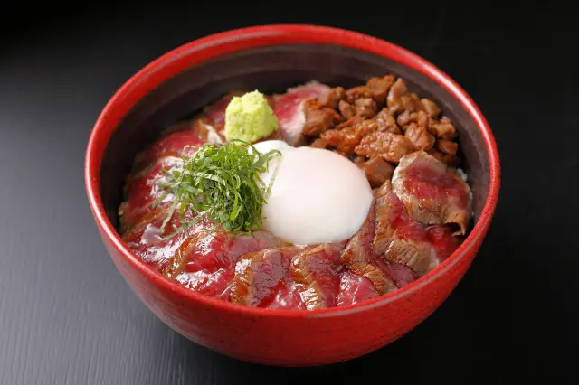 専門店でじっくり味わう、「あか牛」の旨み