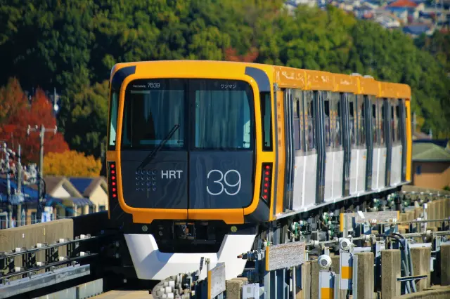 未来感十足的新型交通系统——「新交通1号线（Astram Line）」