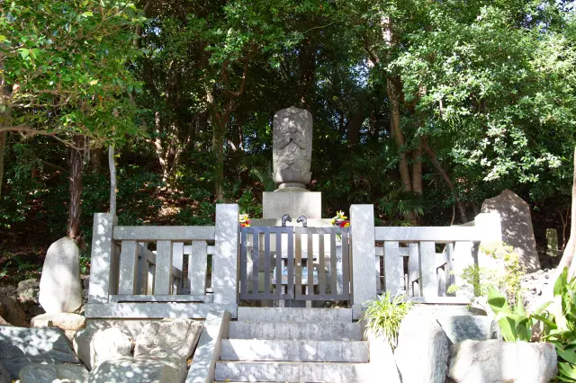 Bato Kannon, located a two-minute walk from the main gate