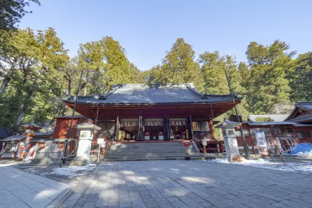 這座神社也以祈求福運與良緣而聞名