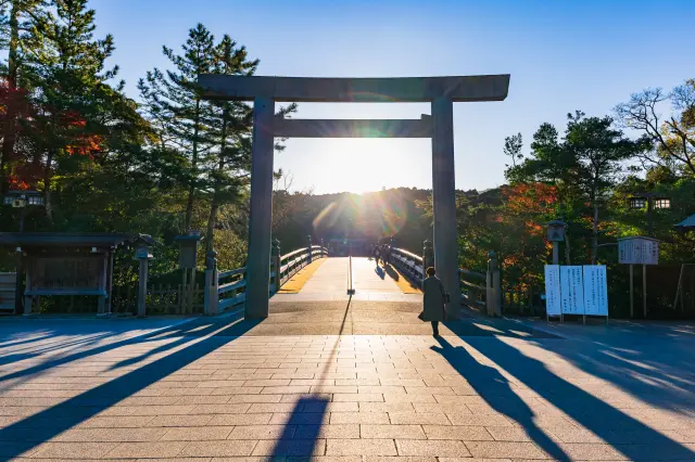 Ise Jingu is a central presence among Shinto shrines in Japan.