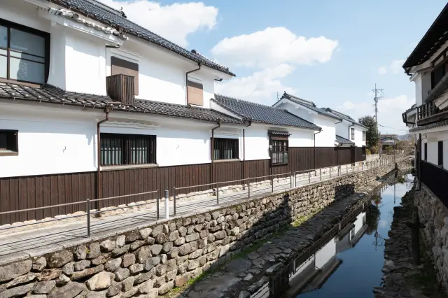 充滿拍照魅力的浮羽白牆街道景觀