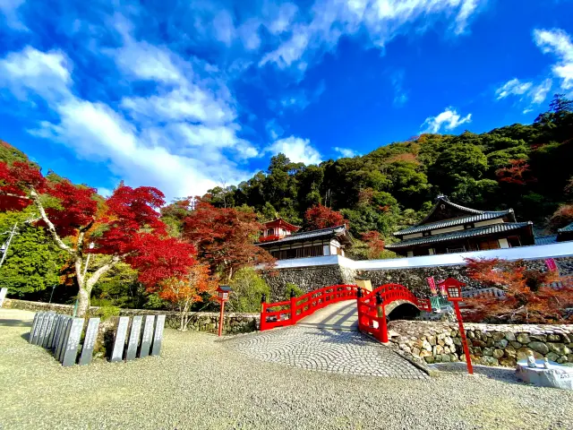 大自然に包まれた箕面のパワースポット