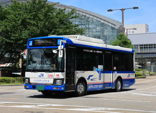 観光では利用する機会が少ない西日本ジェイアールバス