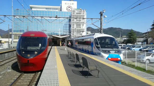 可在兩天內不限次數自由搭乘富士急行線全線普通列車的超值乘車券