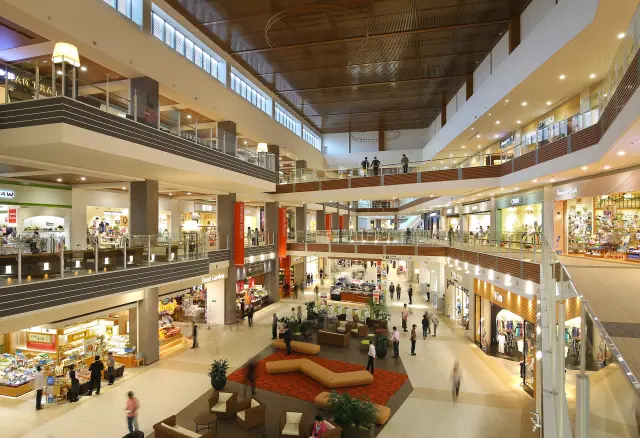 A spacious facility with an impressive number of shops