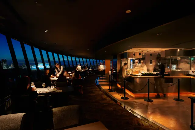 臨場感とできたてを味わうライブキッチン