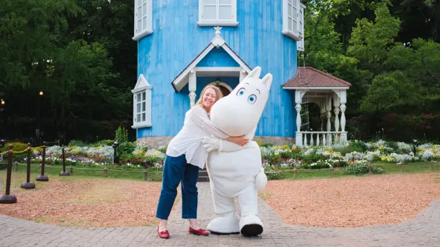 愛らしいキャラクターたちとたくさん写真を撮ろう