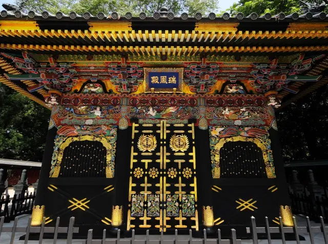 色彩豊かな装飾が美しい瑞鳳殿