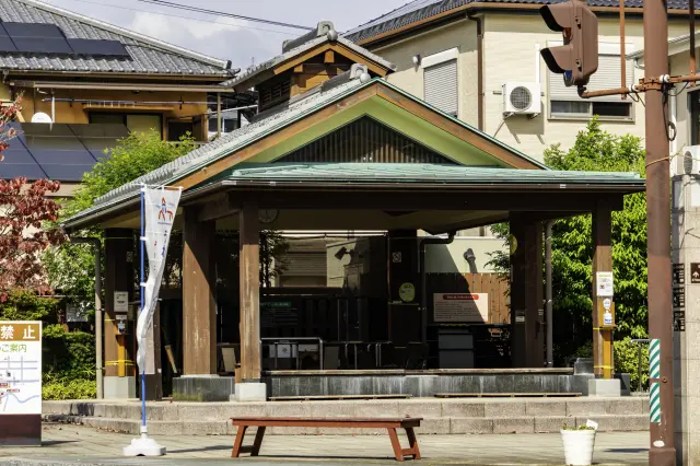 可以體驗足蒸湯的特別設施