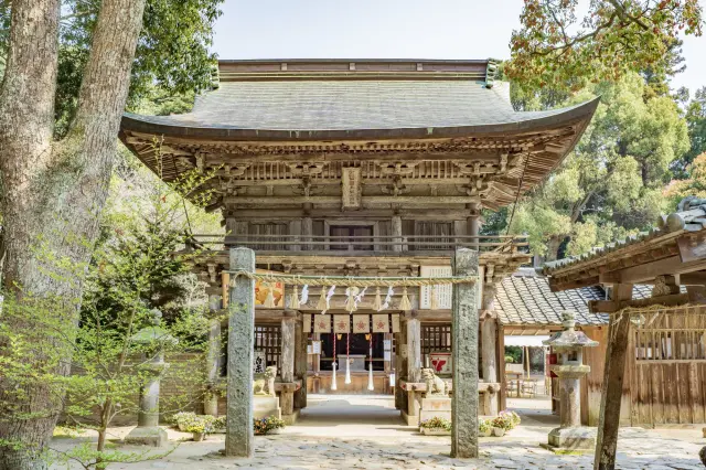 值得與櫻井二見浦一同參訪的歷史悠久神社