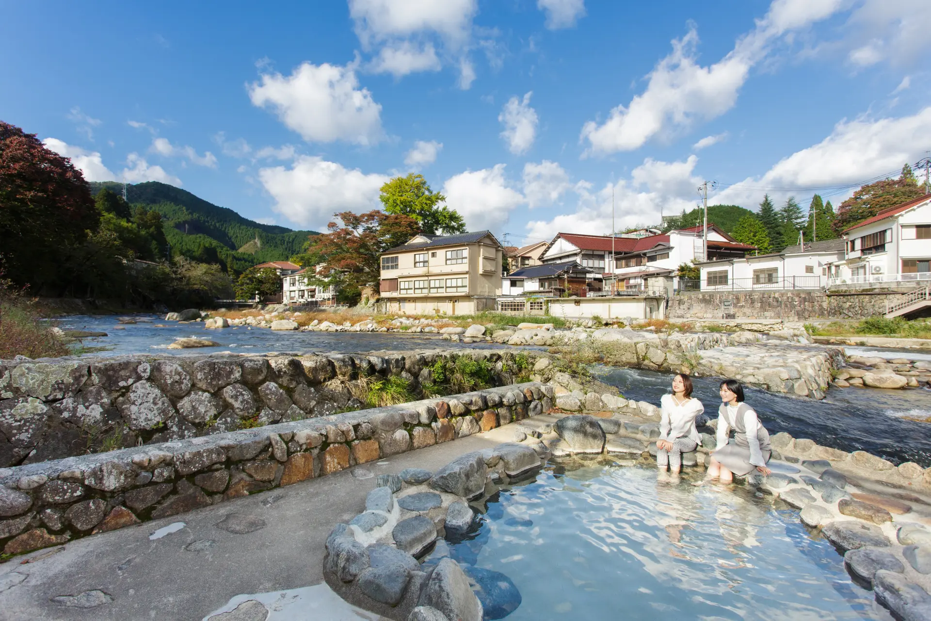 美人の湯といわれる「奥津温泉」