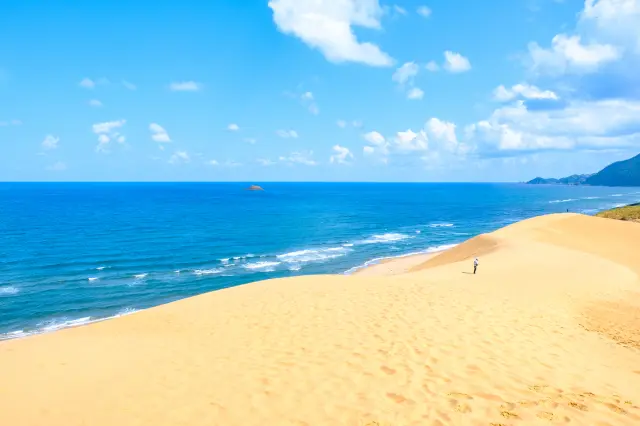 One of Tottori’s Most Famous Tourist Attractions, Also Designated as a Special Protection Area.