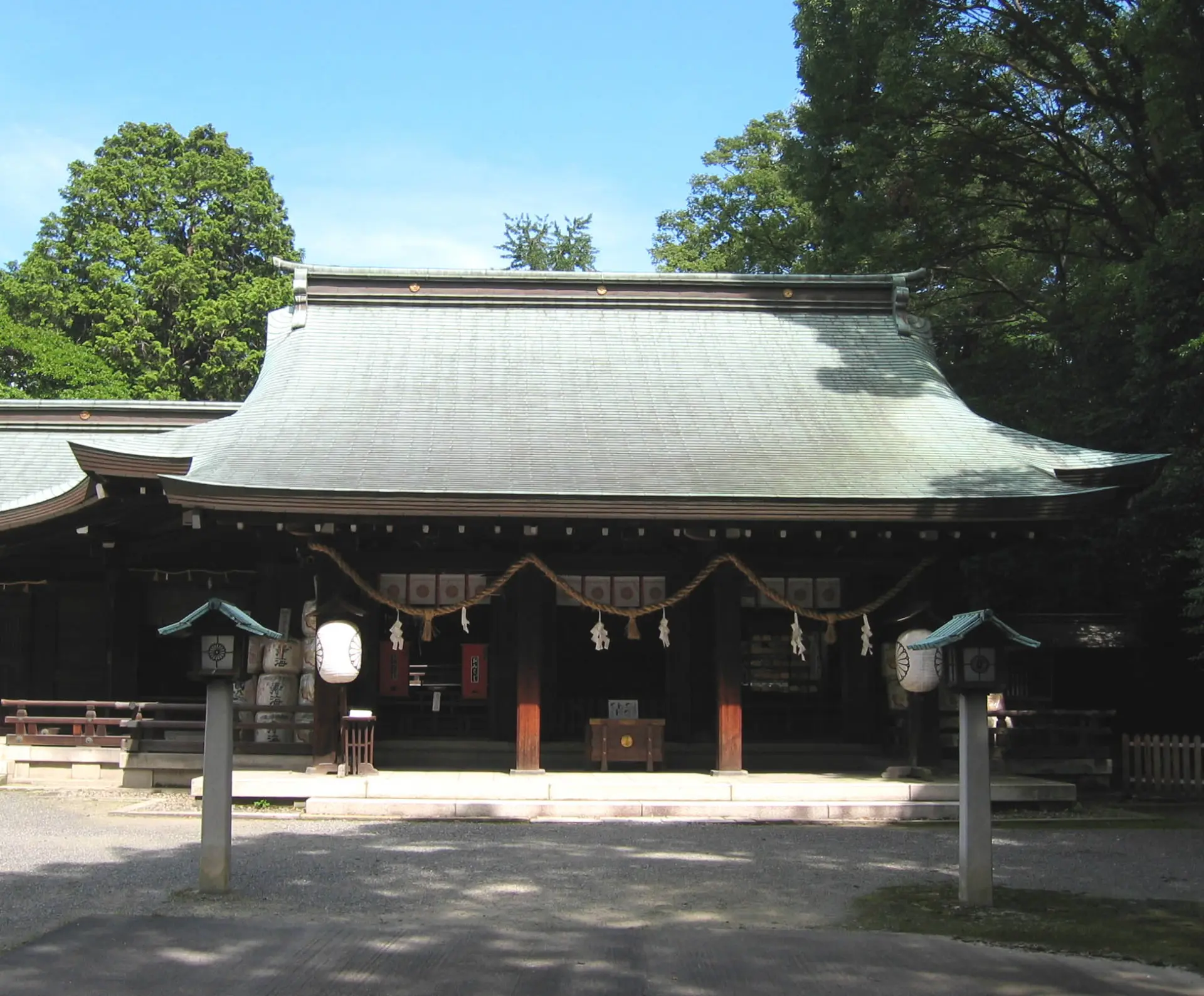 町を代表する存在である水無瀬神宮