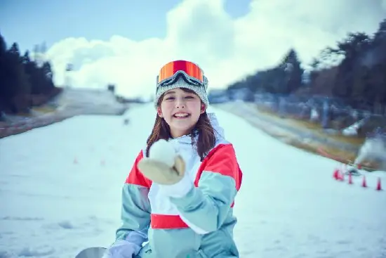 子供と一緒に雪遊びも楽しめる雪のテーマパーク