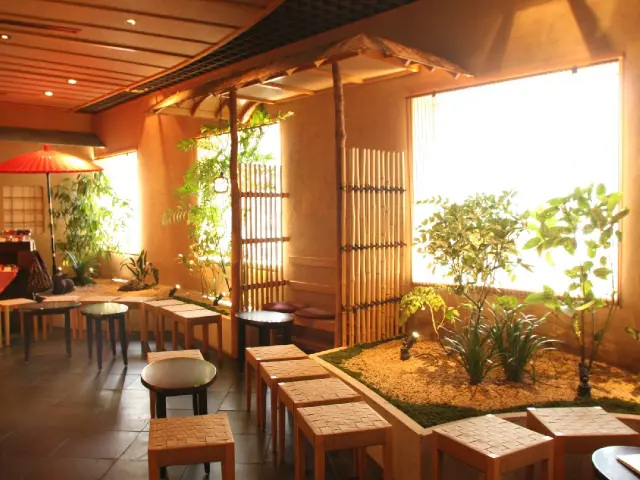 A traditional Japanese space unfolds the moment you step through the entrance.
