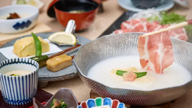 Discover Traditional Japanese Cuisine in an Elegant Setting: Umenohana