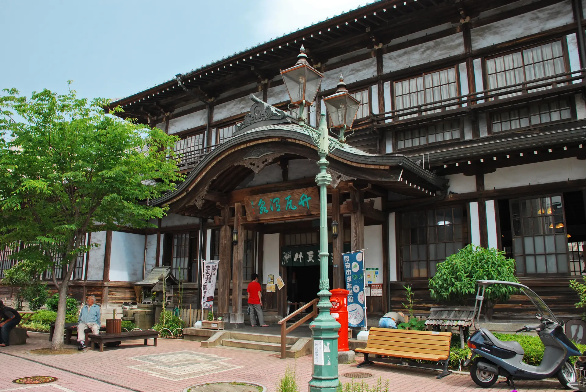 別府温泉を代表する共同浴場