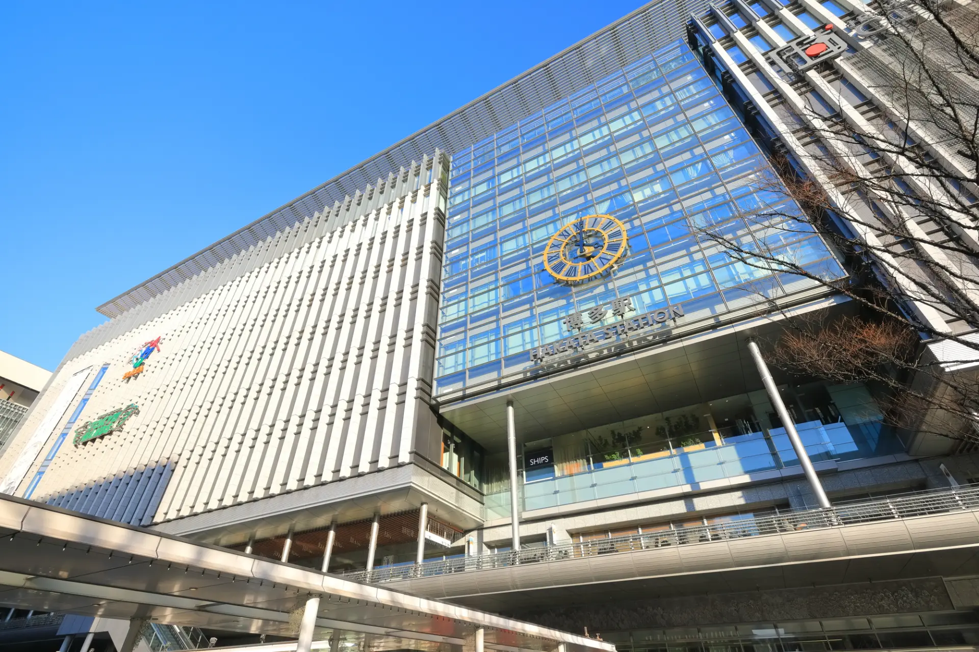 JR博多駅直結の博多デイトスにあるため立ち寄りやすい