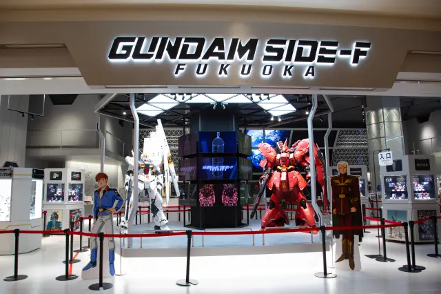 The high indoor ceiling gives the impression of the vastness of space.