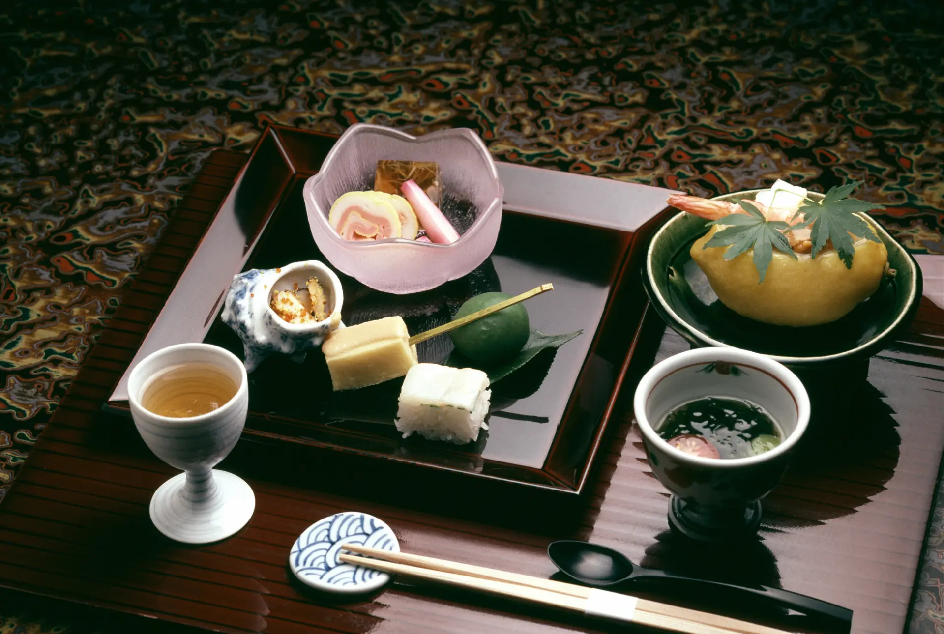 懐石料理とお酒をゆっくり楽しむ大人の時間を（※写真はイメージです。）