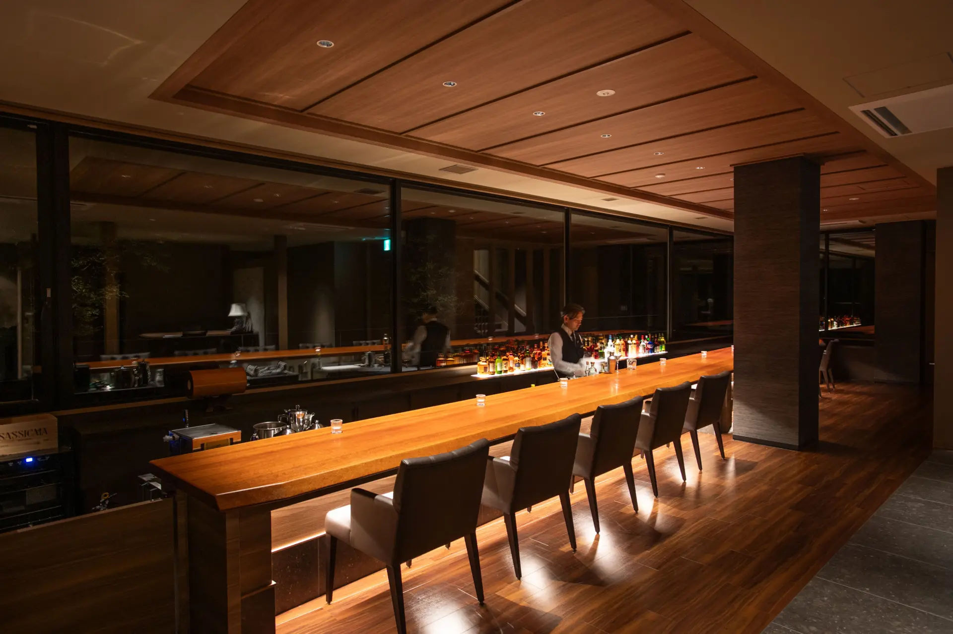 Luxe bartop made from a single piece of Sapele wood.