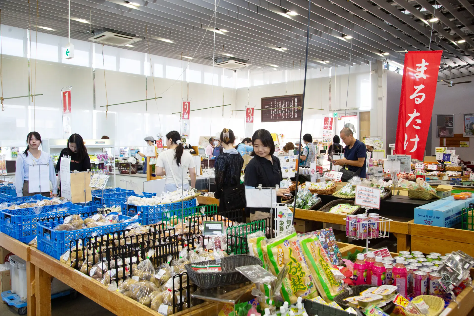 位於立川昭和紀念公園附近的直銷所「Farmers Center Minore Tachikawa」