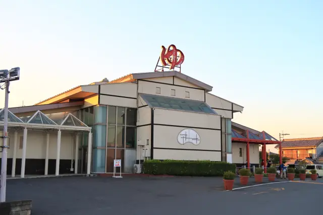 入浴だけでなく様々な要素も兼ね備えるスーパー銭湯