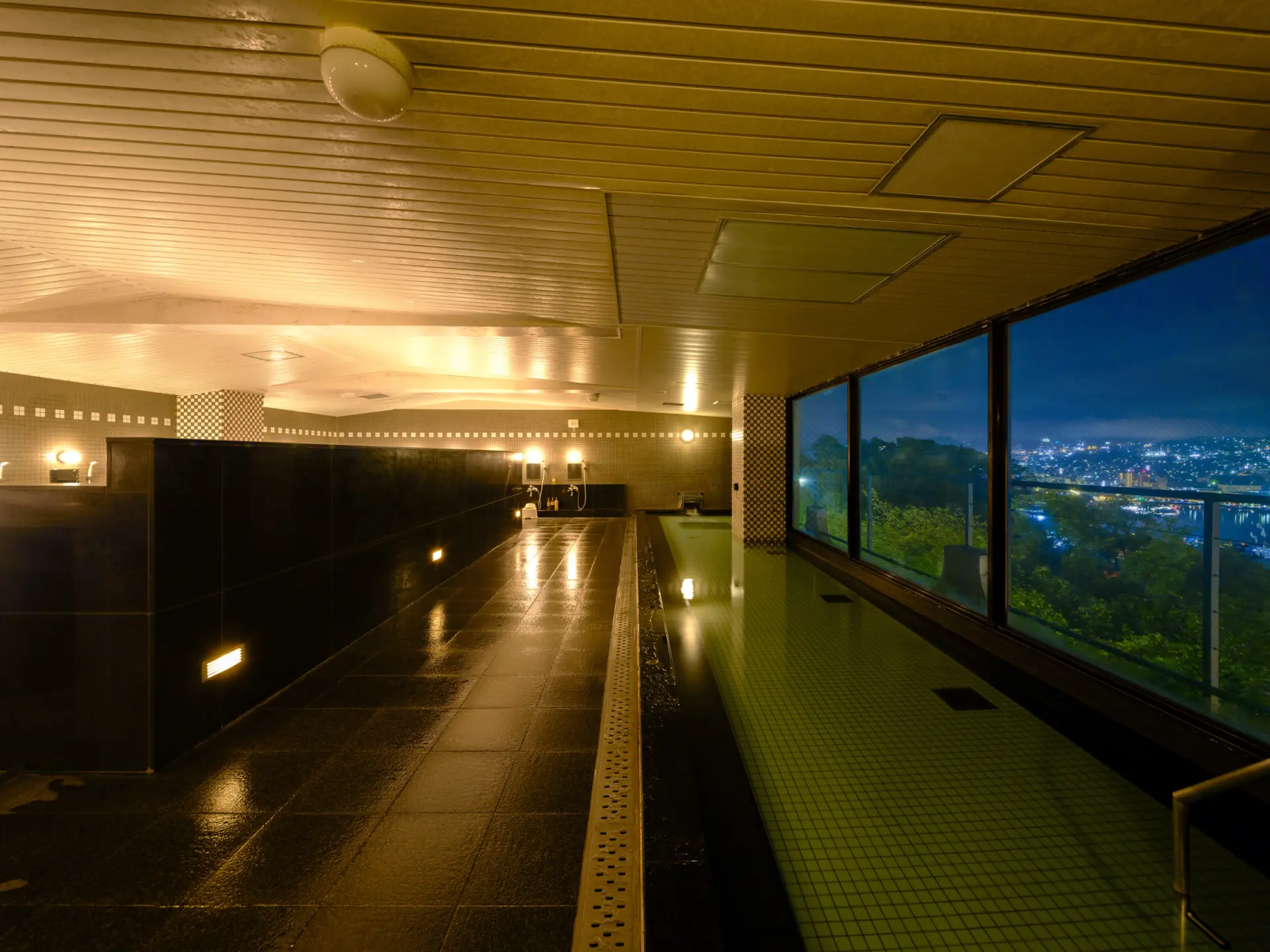 長崎の夜景をプライベートな空間で満喫できるホテル