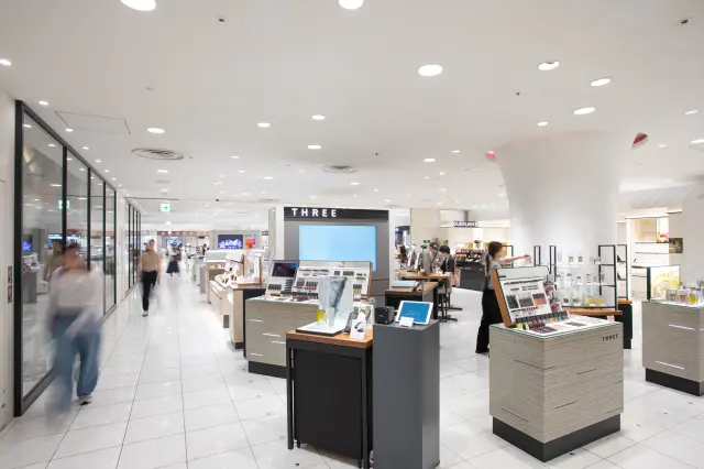 瀰漫著簡約且洗練氛圍的樓層