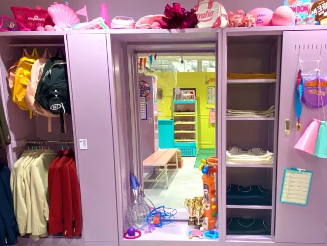 SNS映えするポップなフォトスポット満載の施設