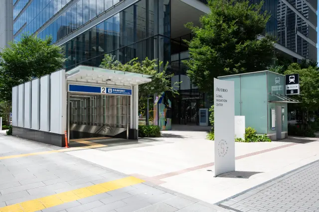 「新高島」站2號出口即達